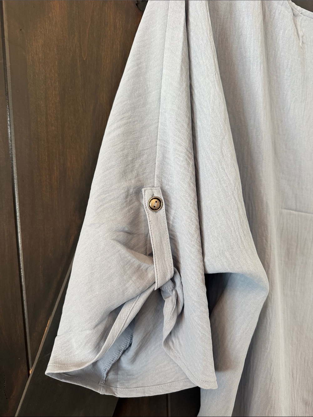 Andree by Unit Pale Blue V-Neck Relaxed Pleat Blouse - Picture 4 of 5